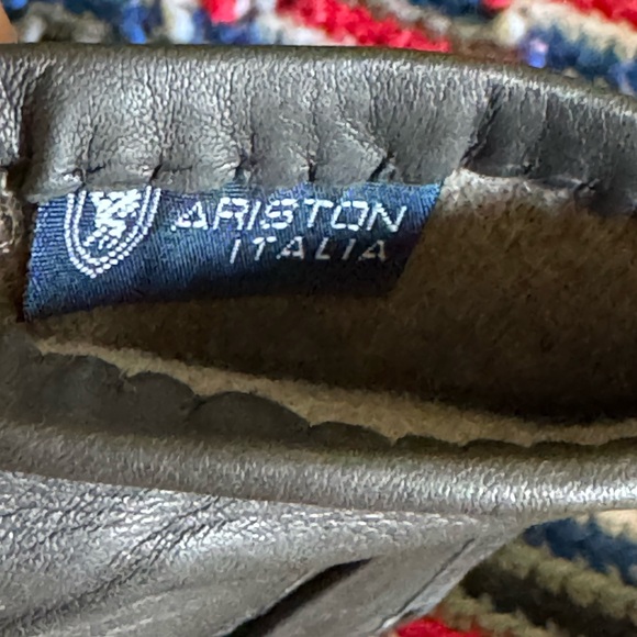 Ariston Italia NWOT women’s black leather gloves size 7 1/2 cashmere/wool lined - Picture 4 of 11